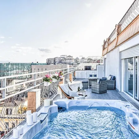 St. Peter Penthouse Apartmán *