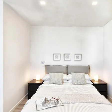 St. Peter Penthouse Apartament *