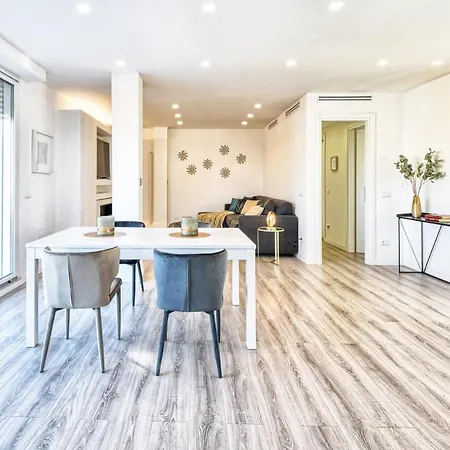 St. Peter Penthouse Apartament *